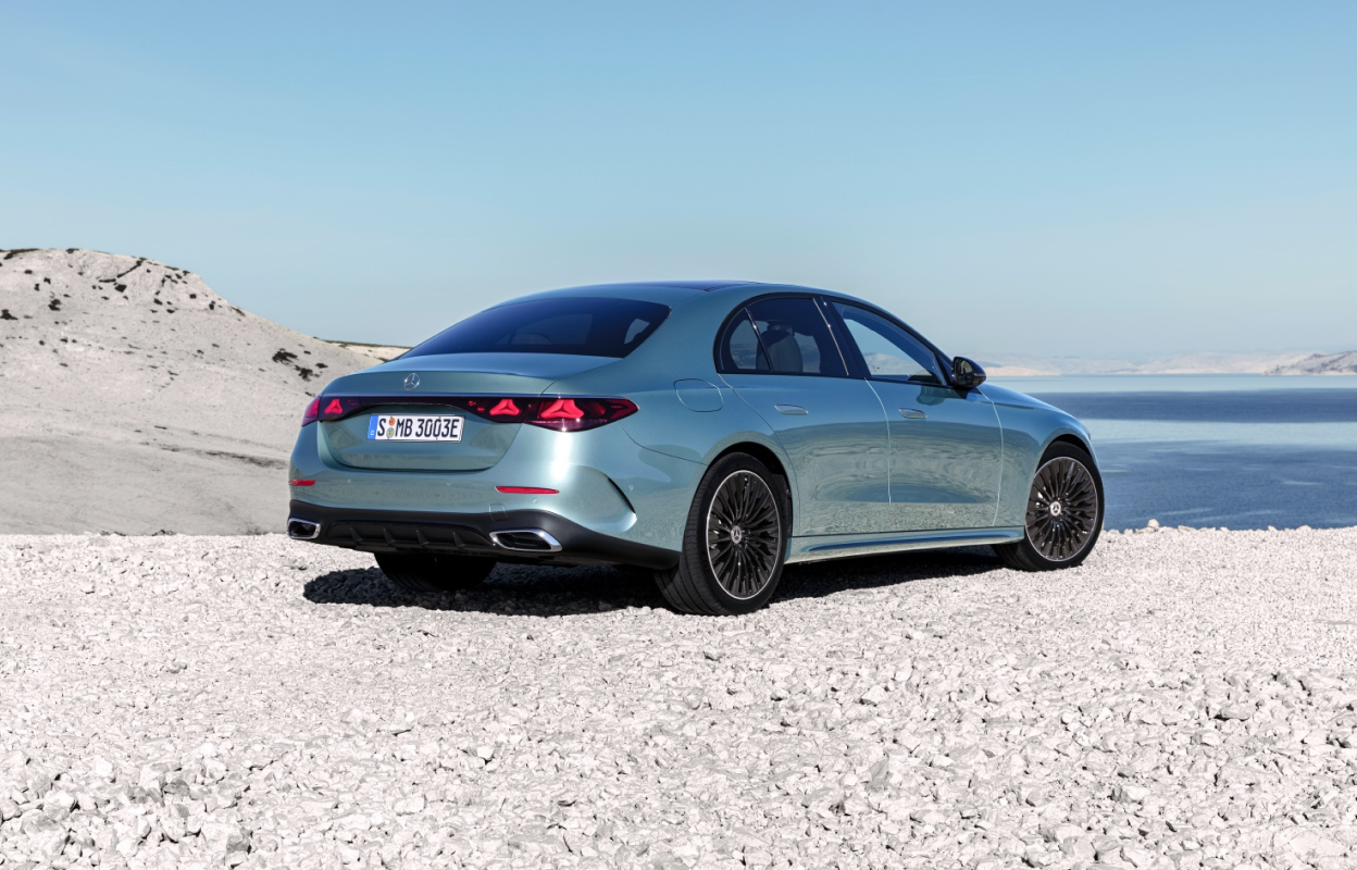 ���� E-Ŭ���� W214 ���ָ�